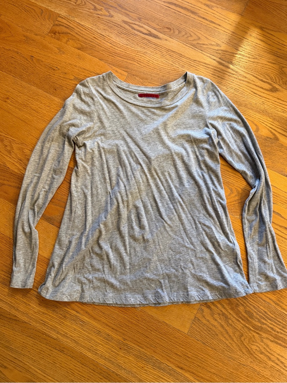 Velvet Long-Sleeve Scoop Neck Tunic Tee - Light Gray